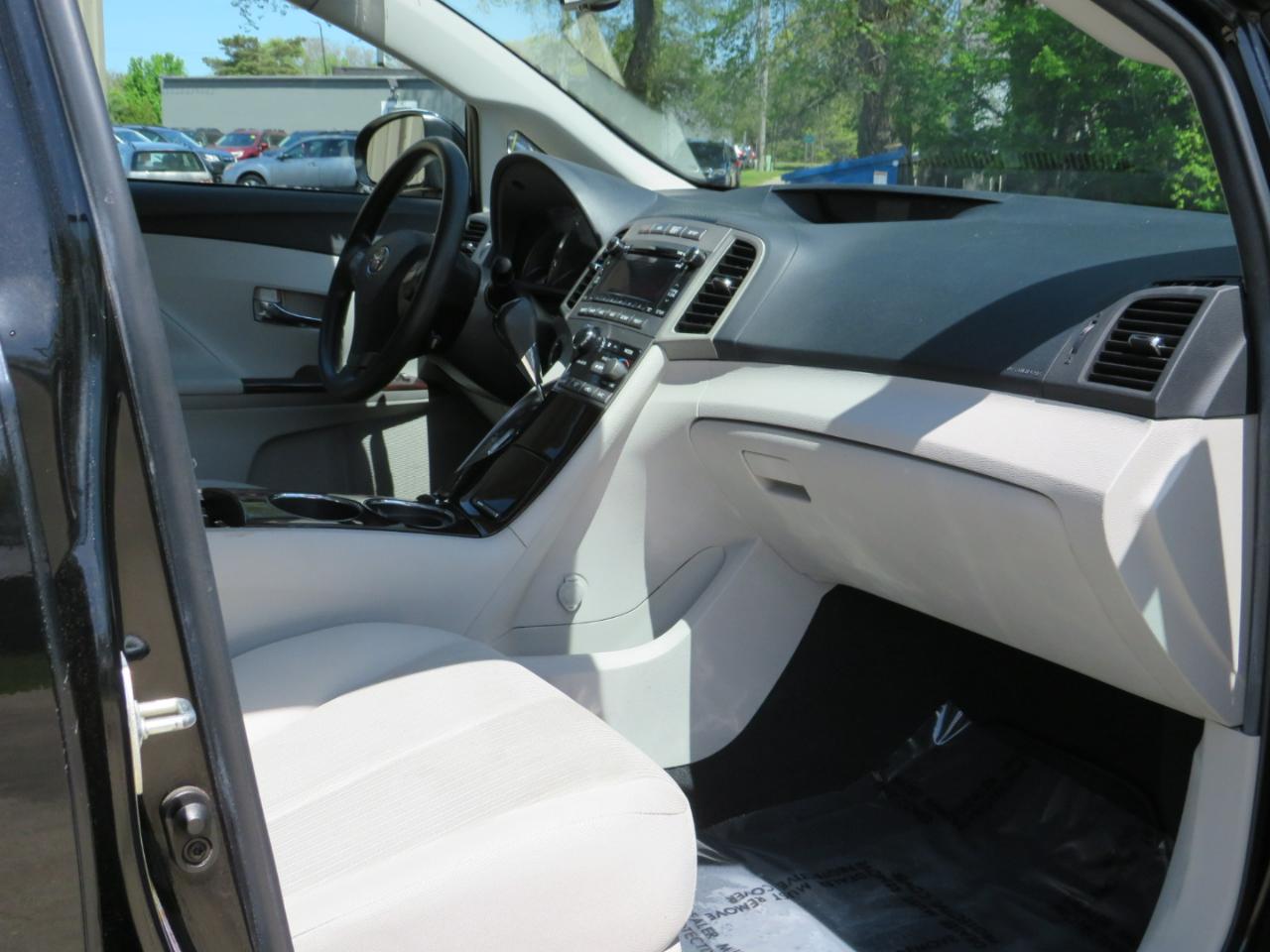 Toyota Venza AWD I4 2011