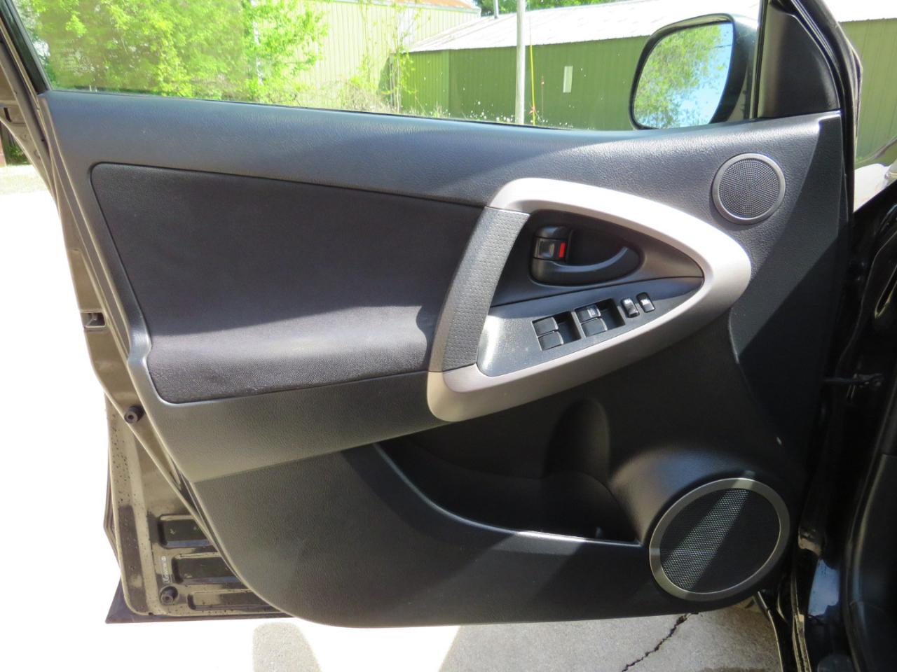 Toyota RAV4 Sport V6 4WD 2008