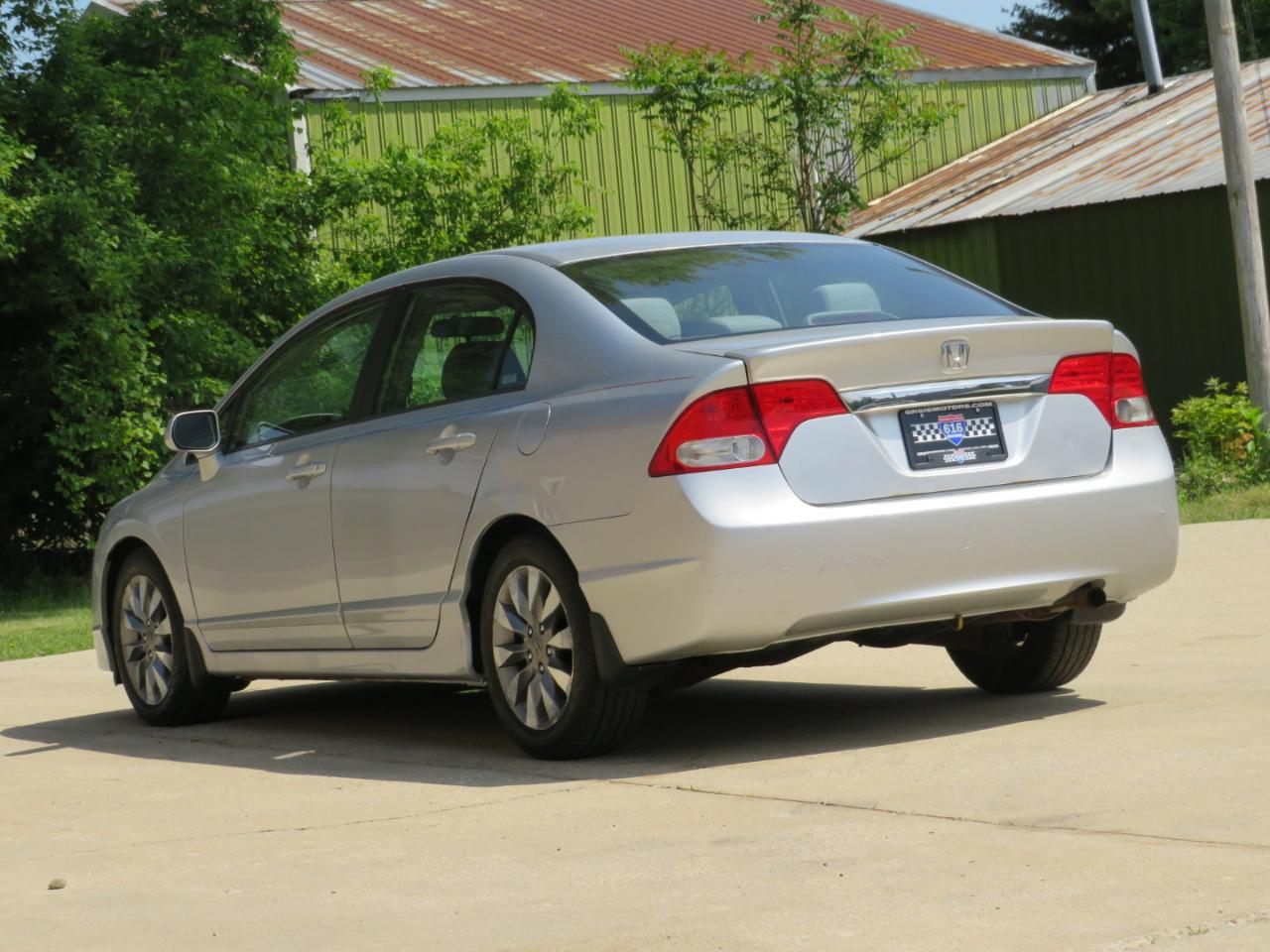 Honda Civic EX Sedan 5-Speed AT 2009