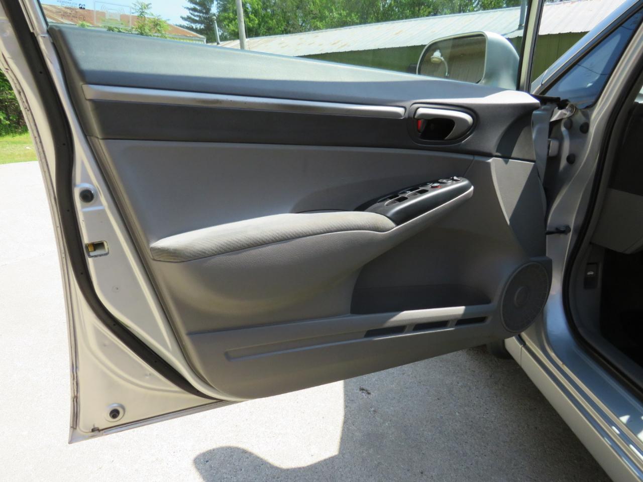 Honda Civic EX Sedan 5-Speed AT 2009