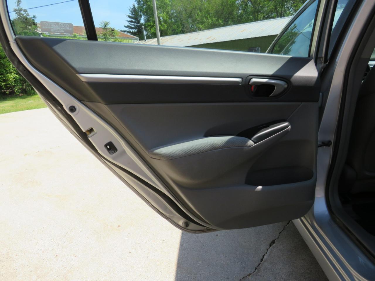 Honda Civic EX Sedan 5-Speed AT 2009