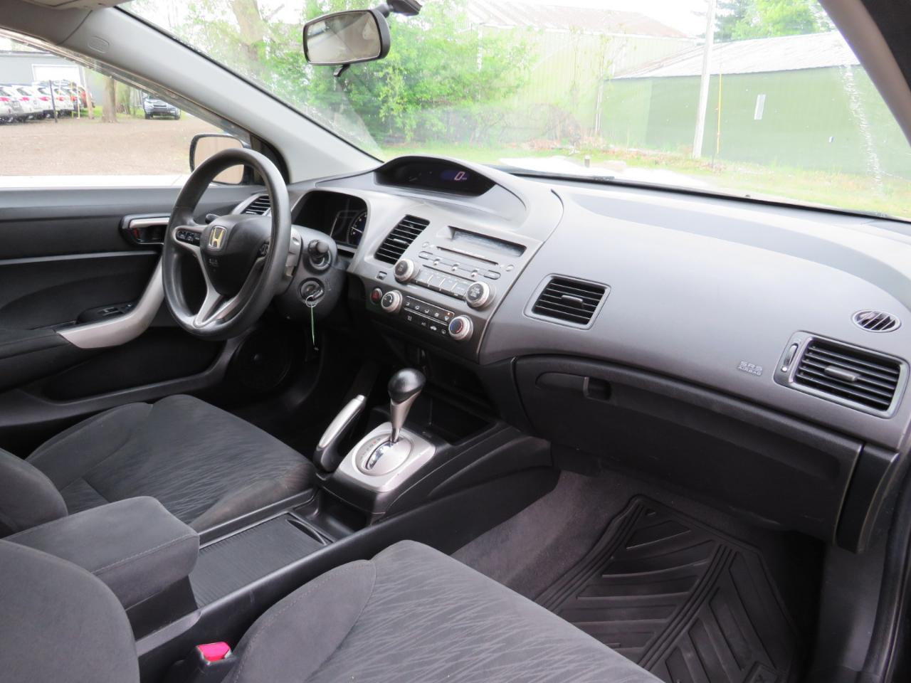 Honda Civic EX Coupe 5-Speed AT 2008
