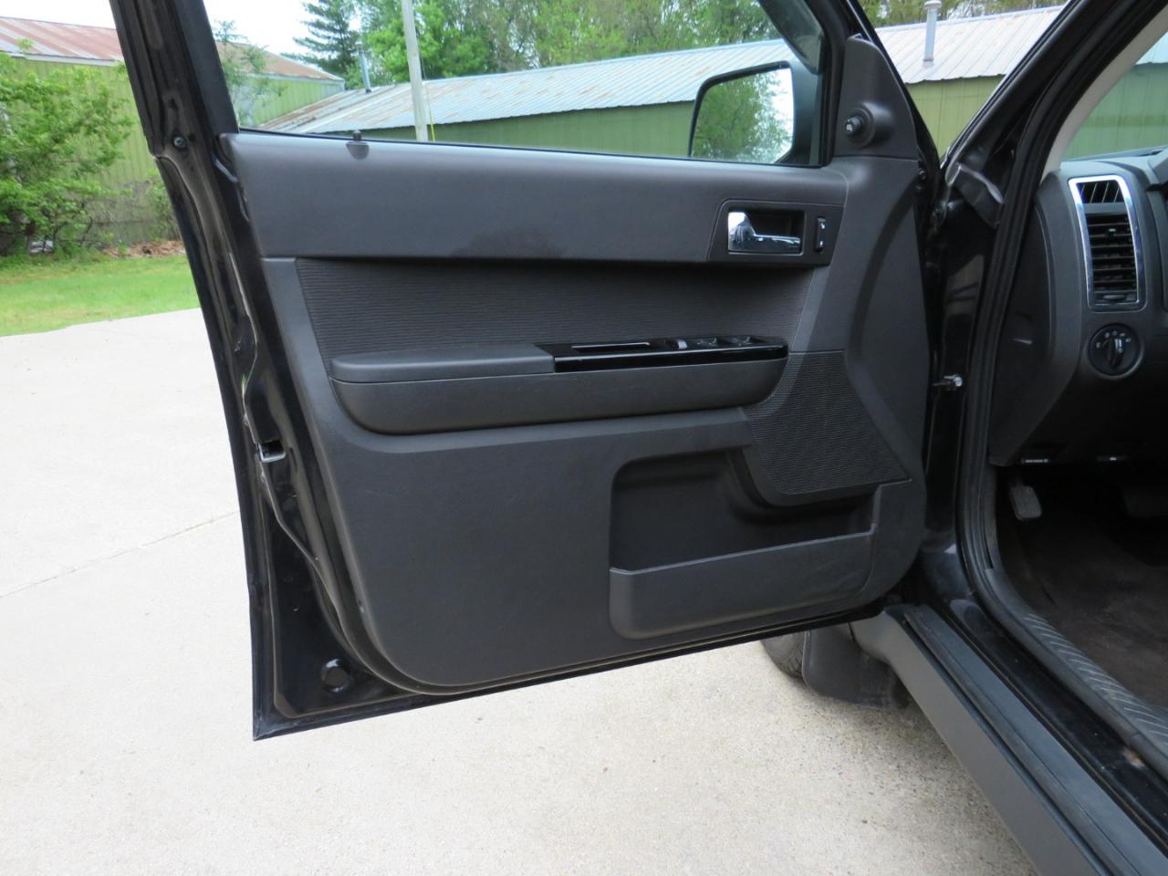 Mazda Tribute i Grand Touring FWD 2011