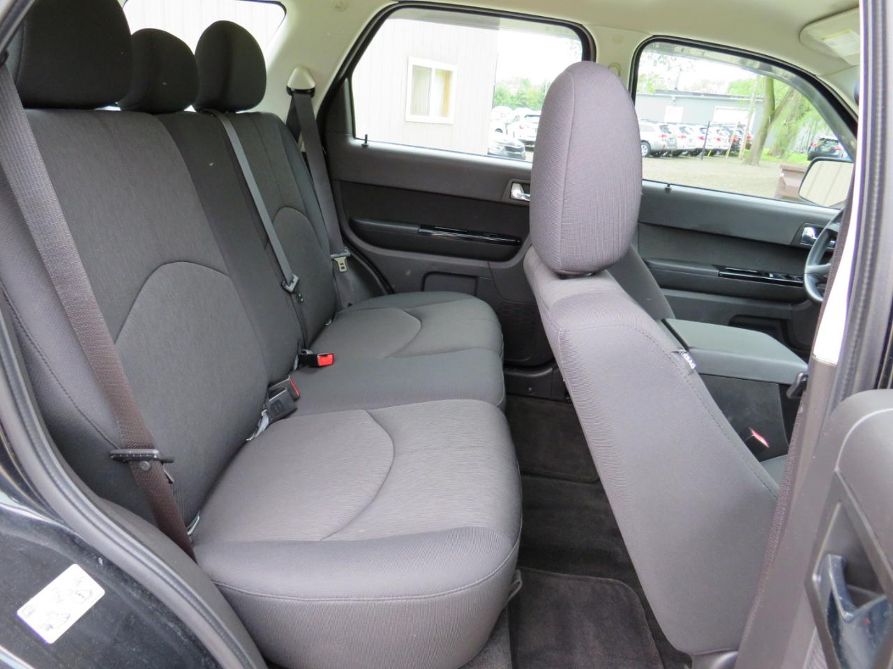 Mazda Tribute i Grand Touring FWD 2011