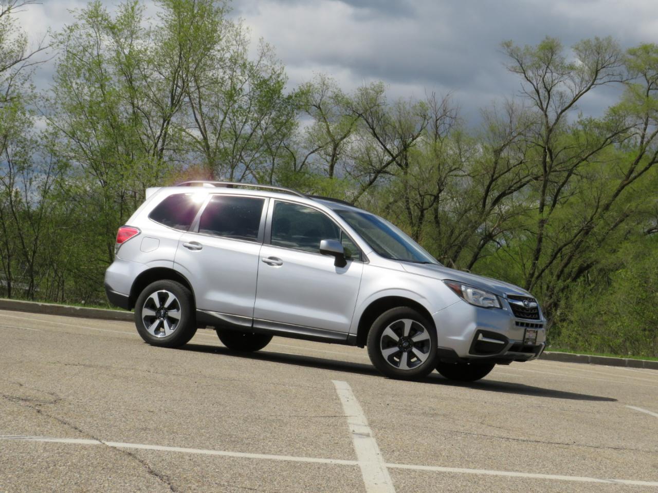 Subaru Forester 2.5i Premium PZEV CVT 2017