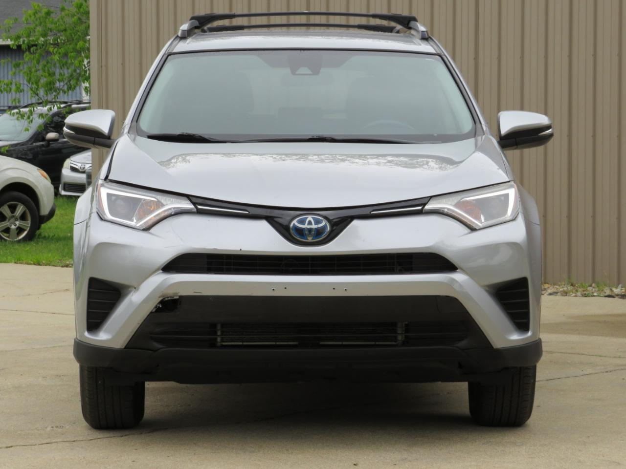 Toyota RAV4 Hybrid XLE 2018