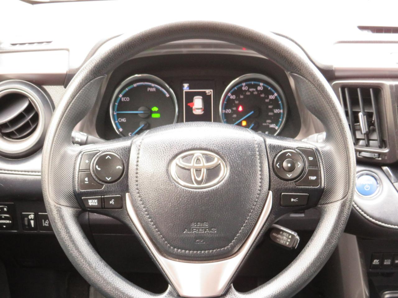Toyota RAV4 Hybrid XLE 2018