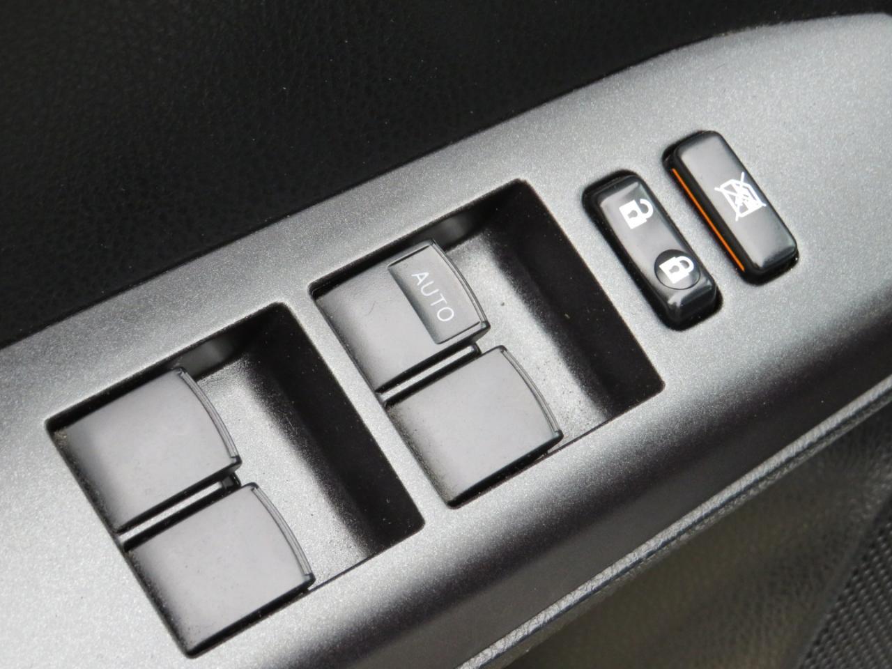 Toyota RAV4 Hybrid XLE 2018