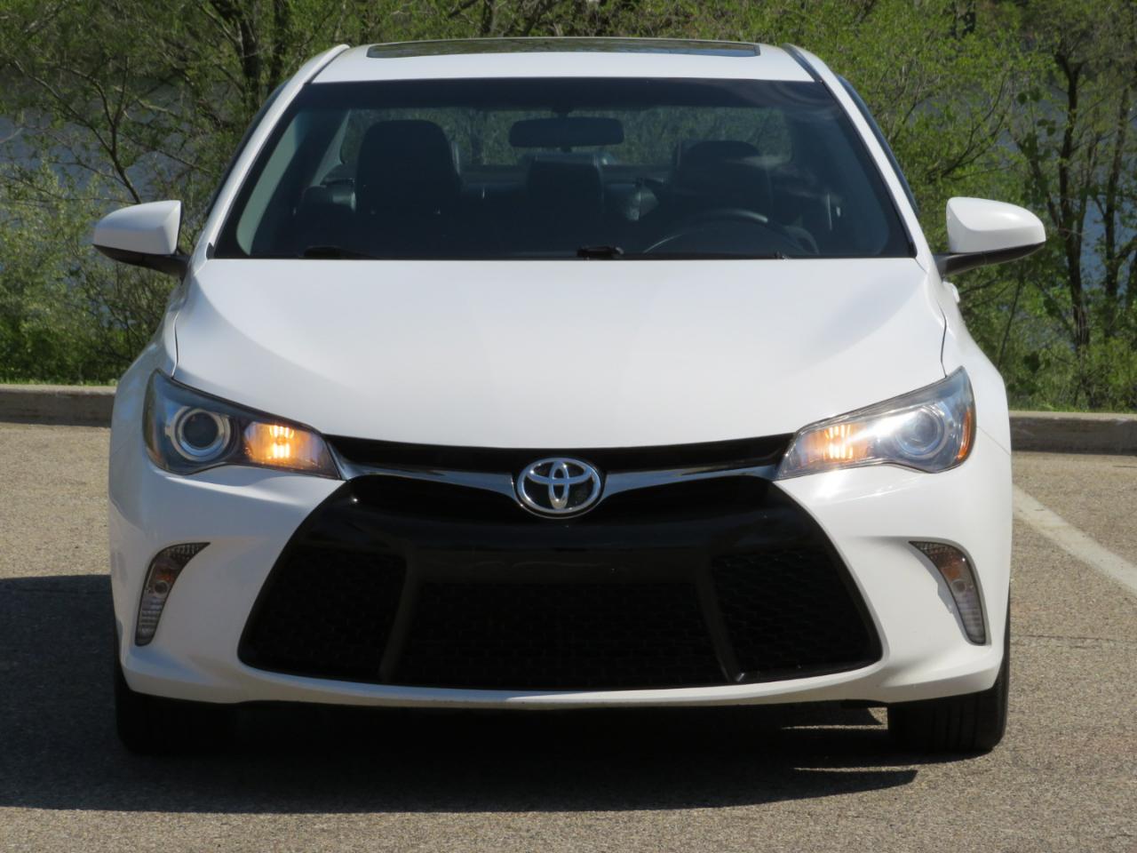 Toyota Camry XLE 2016