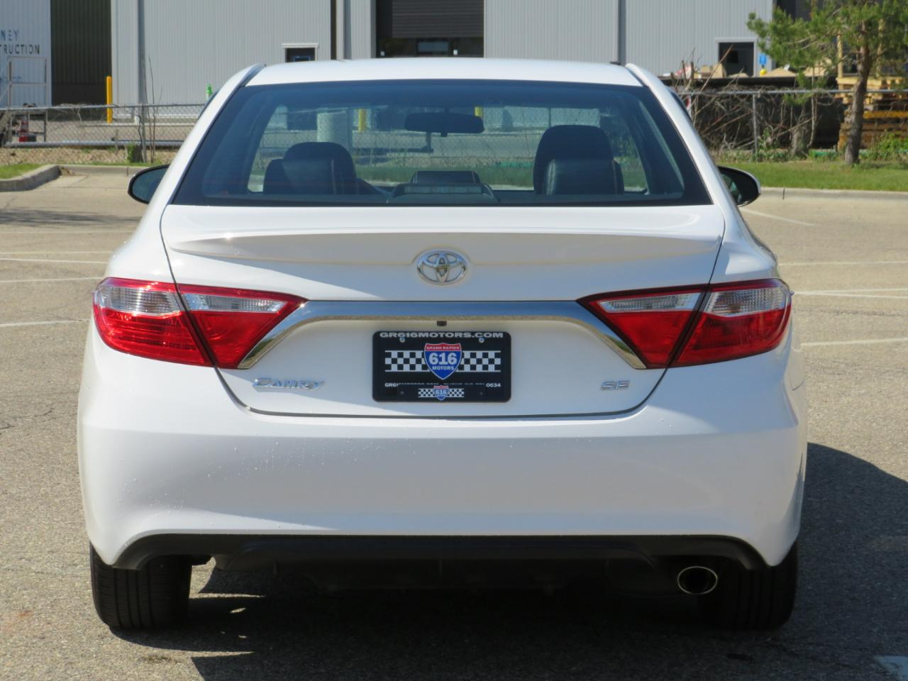 Toyota Camry XLE 2016