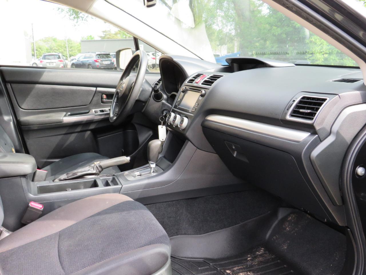 Subaru Impreza 2.0i Premium PZEV 5-Door 2016