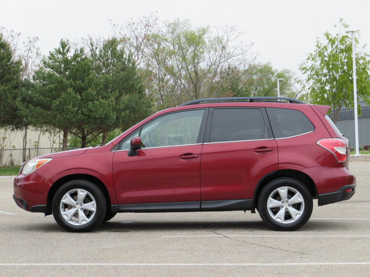 Subaru Forester 2.5i Limited 2014