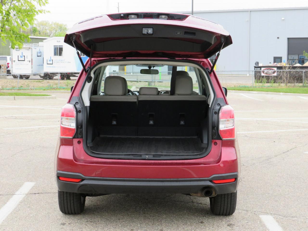 Subaru Forester 2.5i Limited 2014