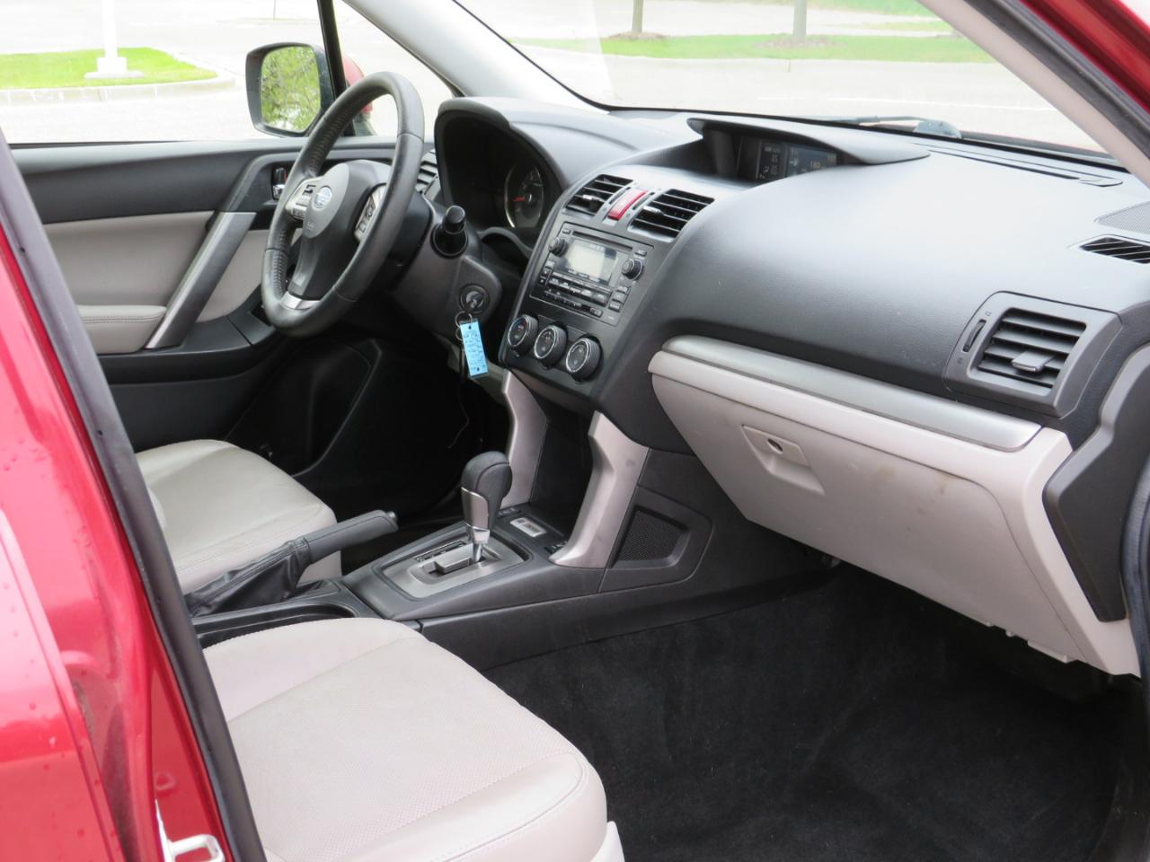 Subaru Forester 2.5i Limited 2014