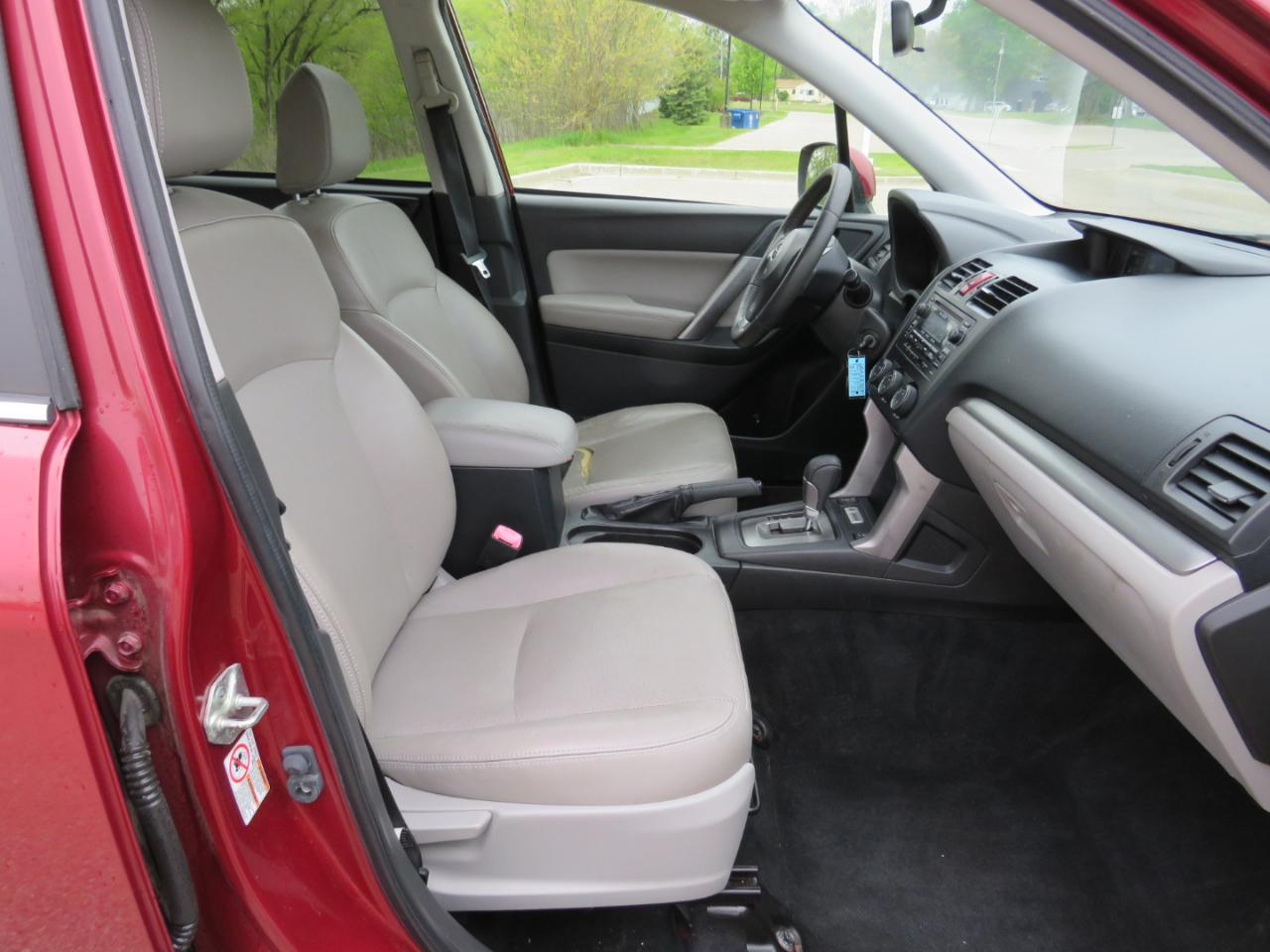 Subaru Forester 2.5i Limited 2014