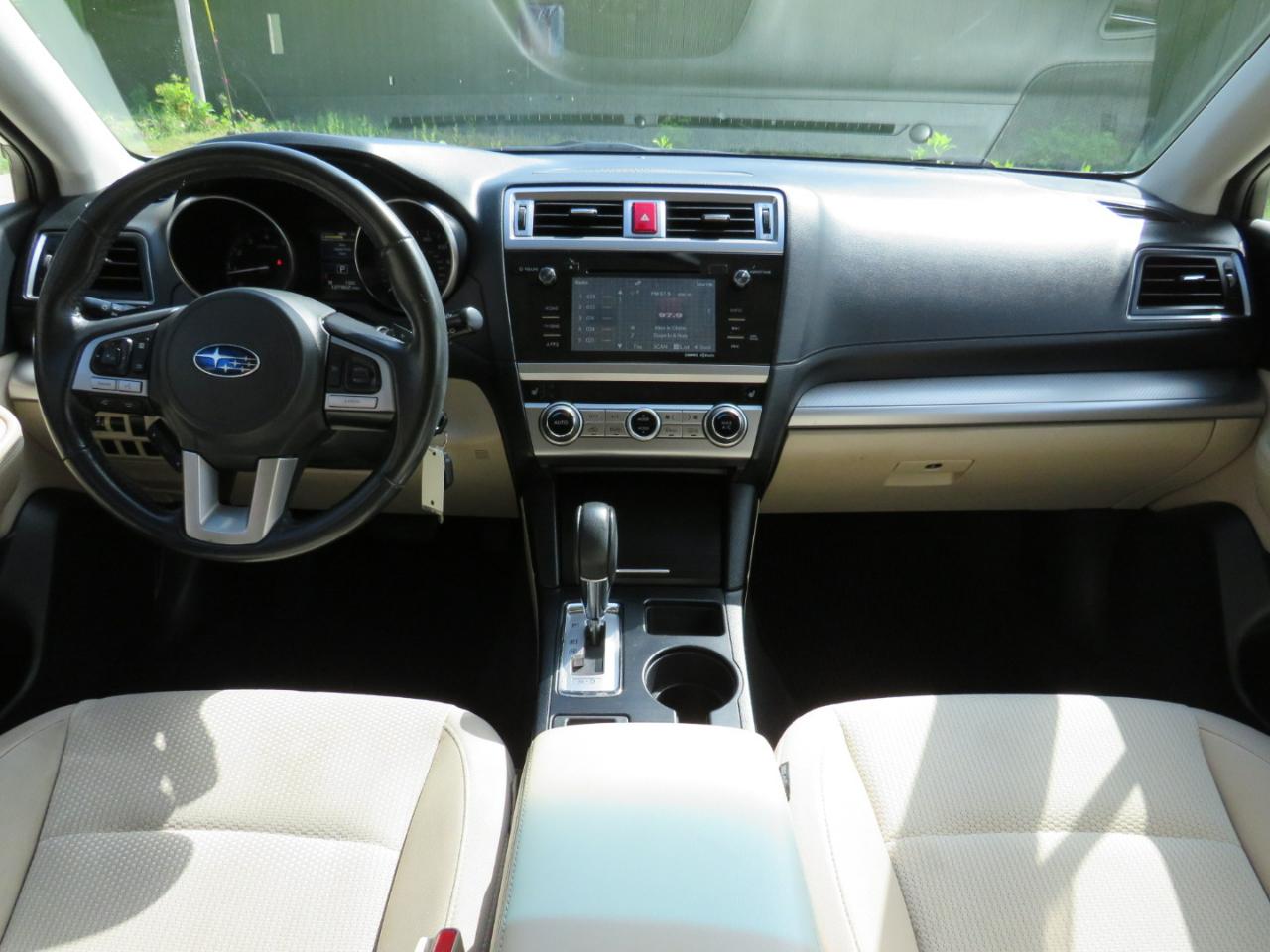 Subaru Outback 2.5i Premium 2015