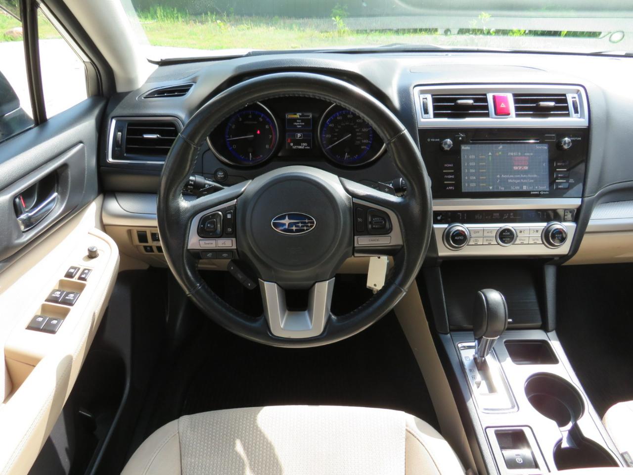 Subaru Outback 2.5i Premium 2015