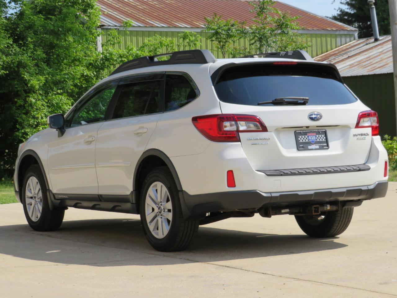 Subaru Outback 2.5i Premium 2015