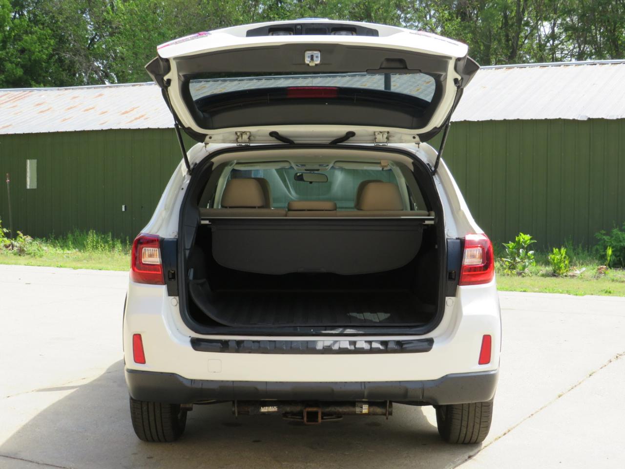 Subaru Outback 2.5i Premium 2015