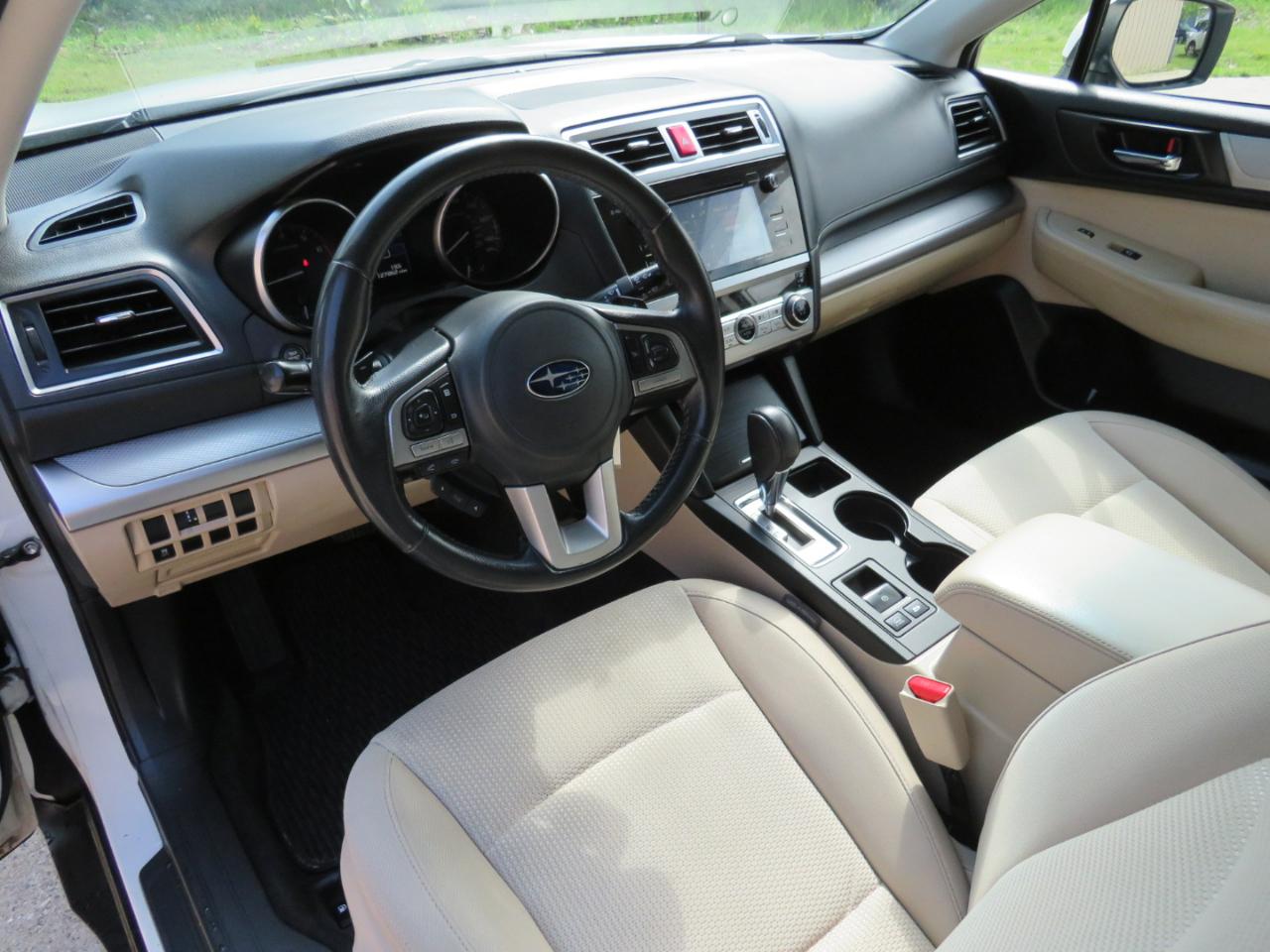 Subaru Outback 2.5i Premium 2015