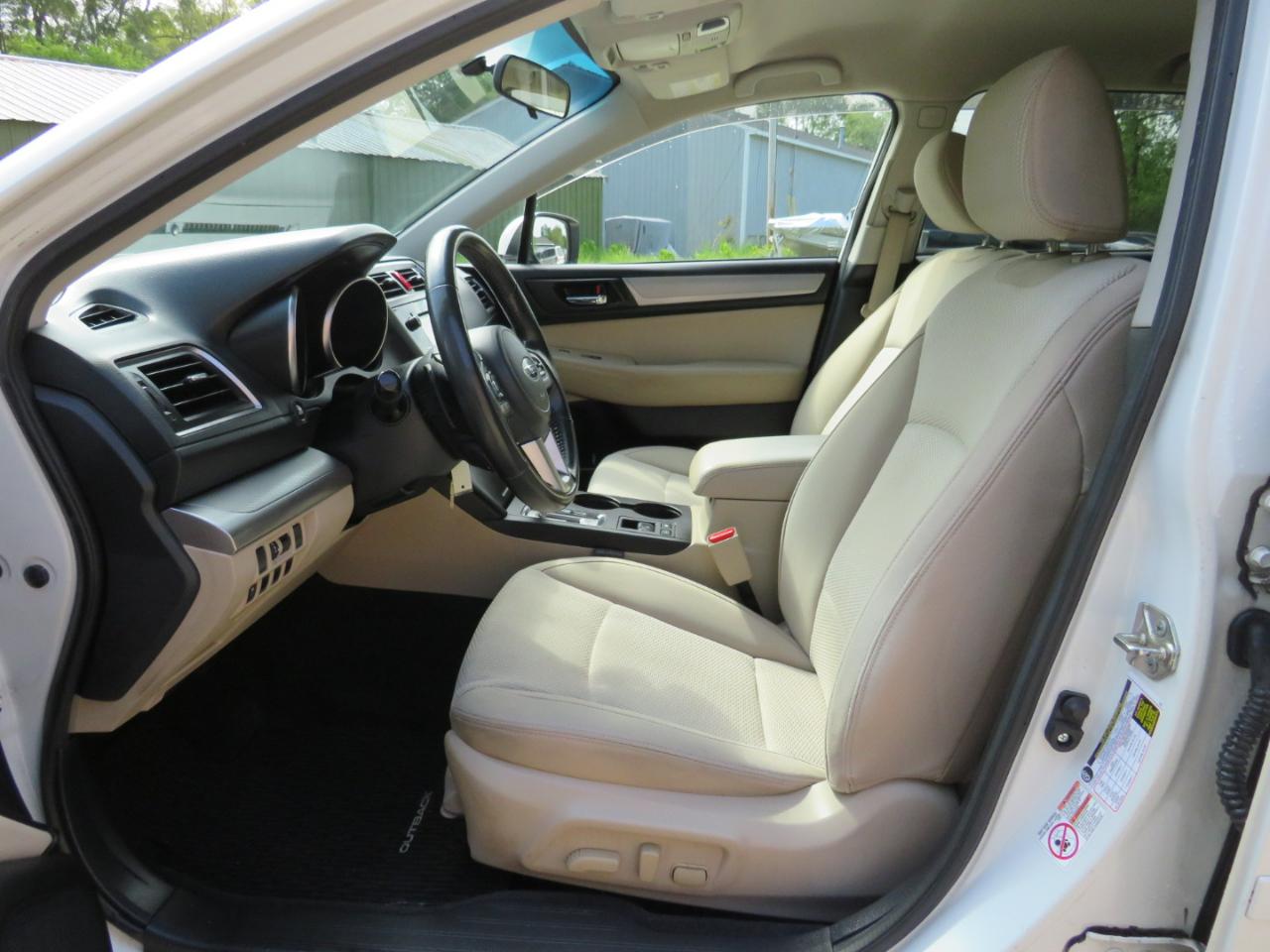 Subaru Outback 2.5i Premium 2015