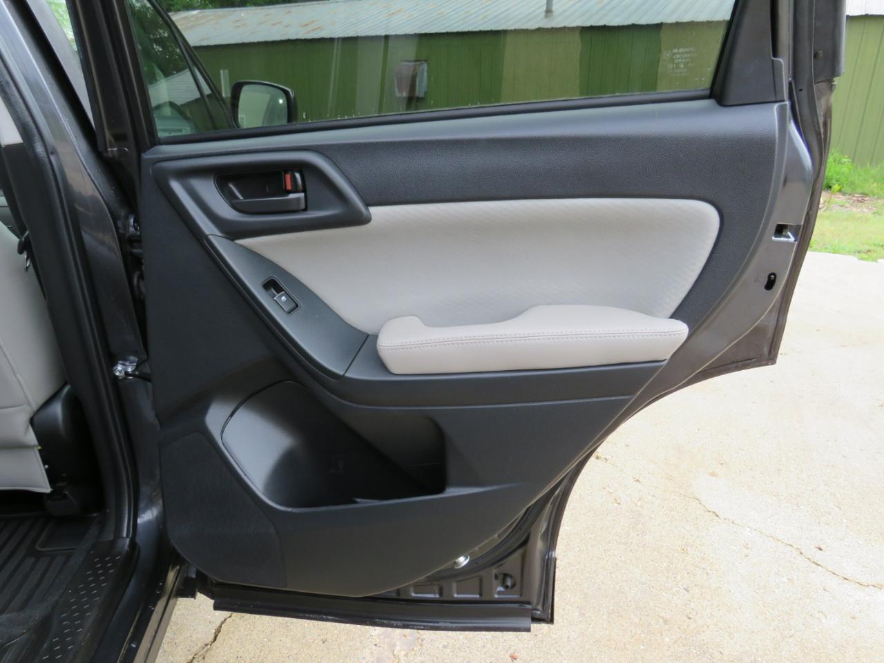Subaru Forester 2.5i Premium 4D SUV 2017