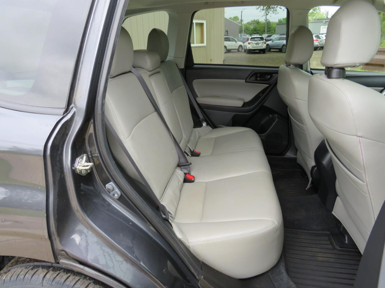 Subaru Forester 2.5i Premium 4D SUV 2017