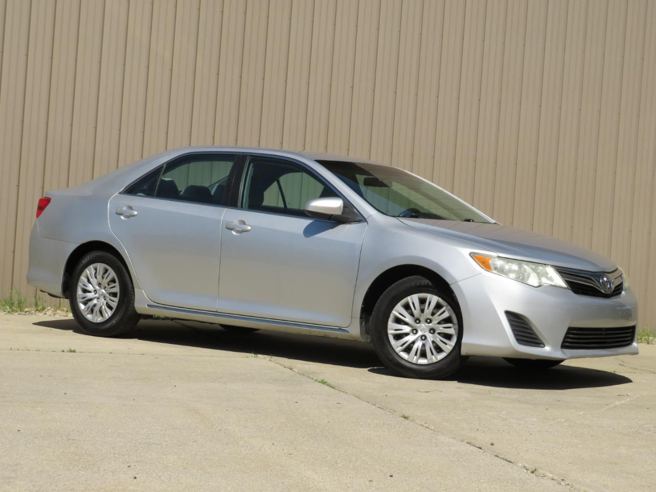 Toyota Camry LE 2012