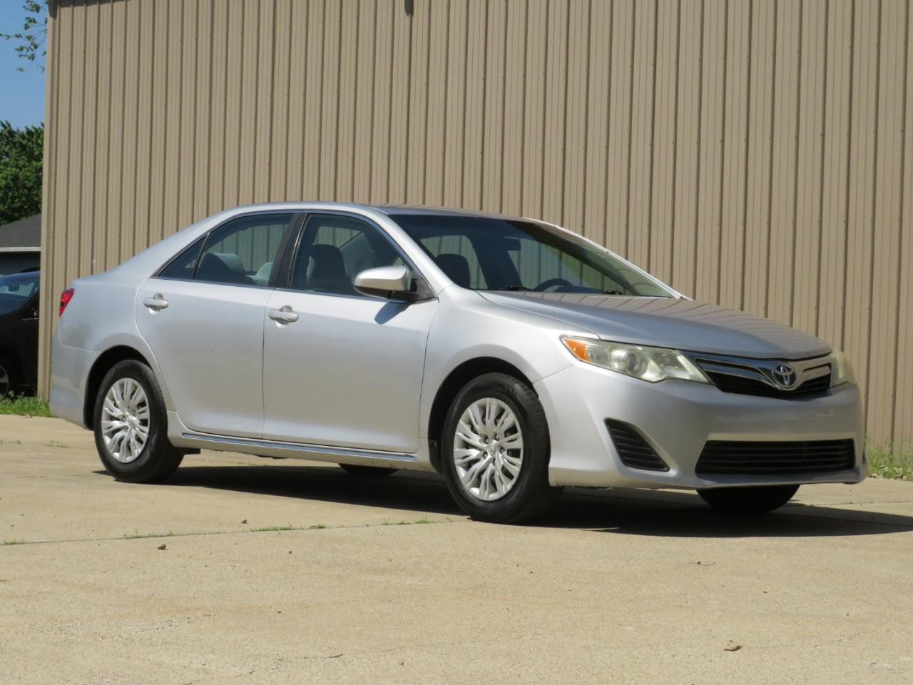 Toyota Camry LE 2012
