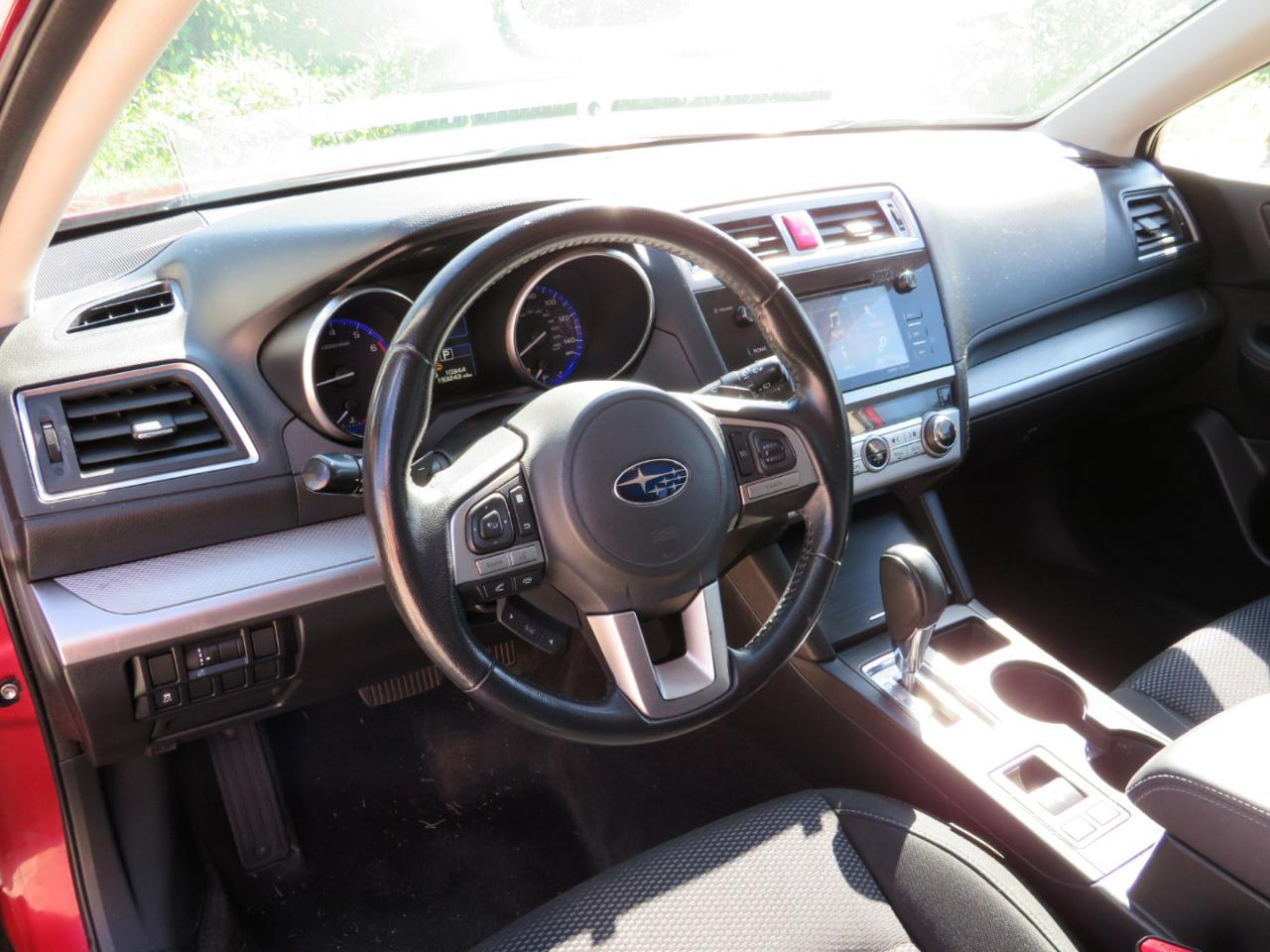 Subaru Outback 2.5i Premium 2015