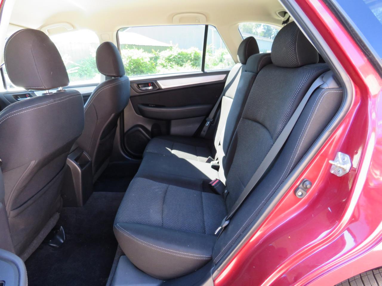 Subaru Outback 2.5i Premium 2015