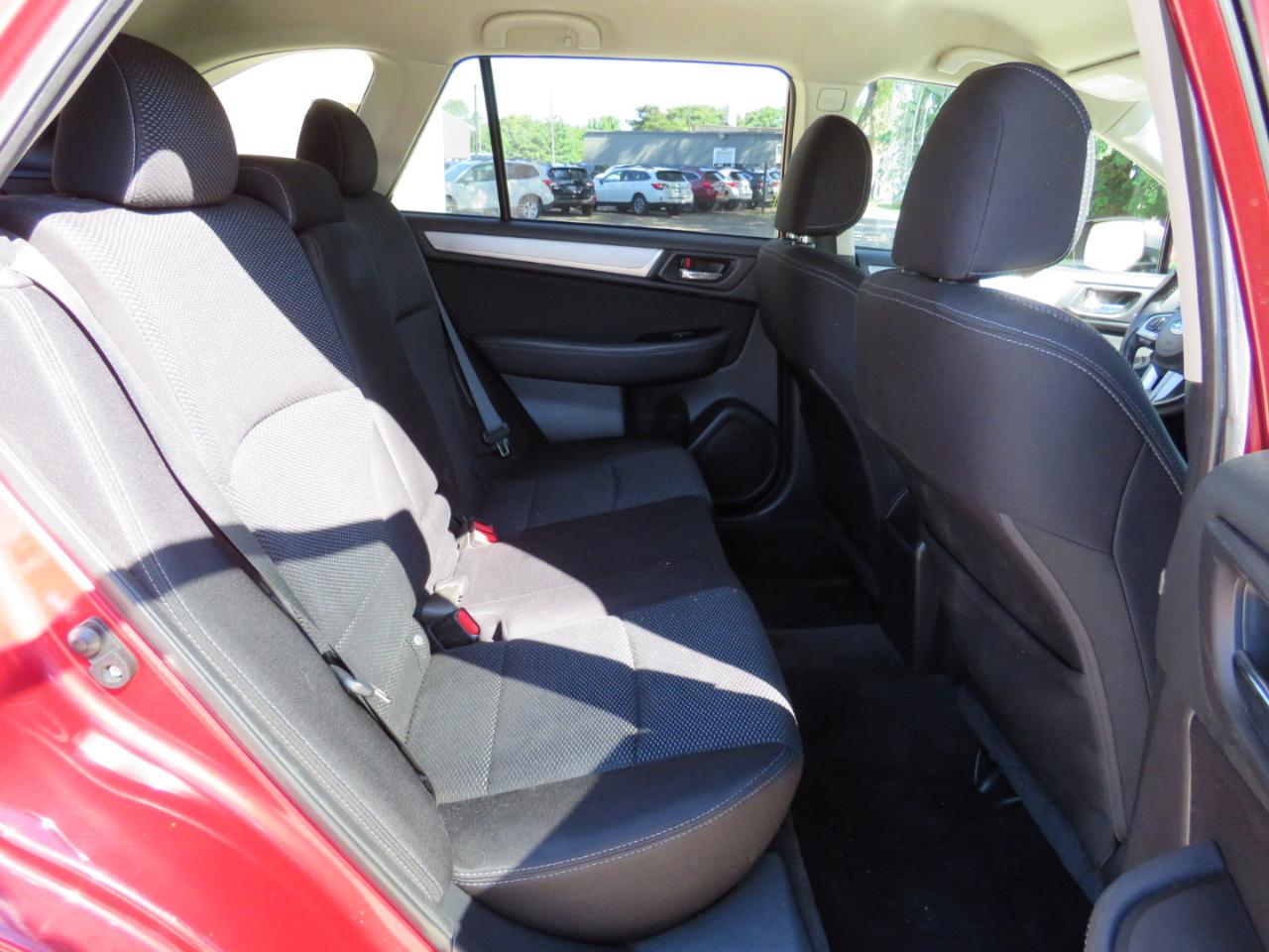 Subaru Outback 2.5i Premium 2015