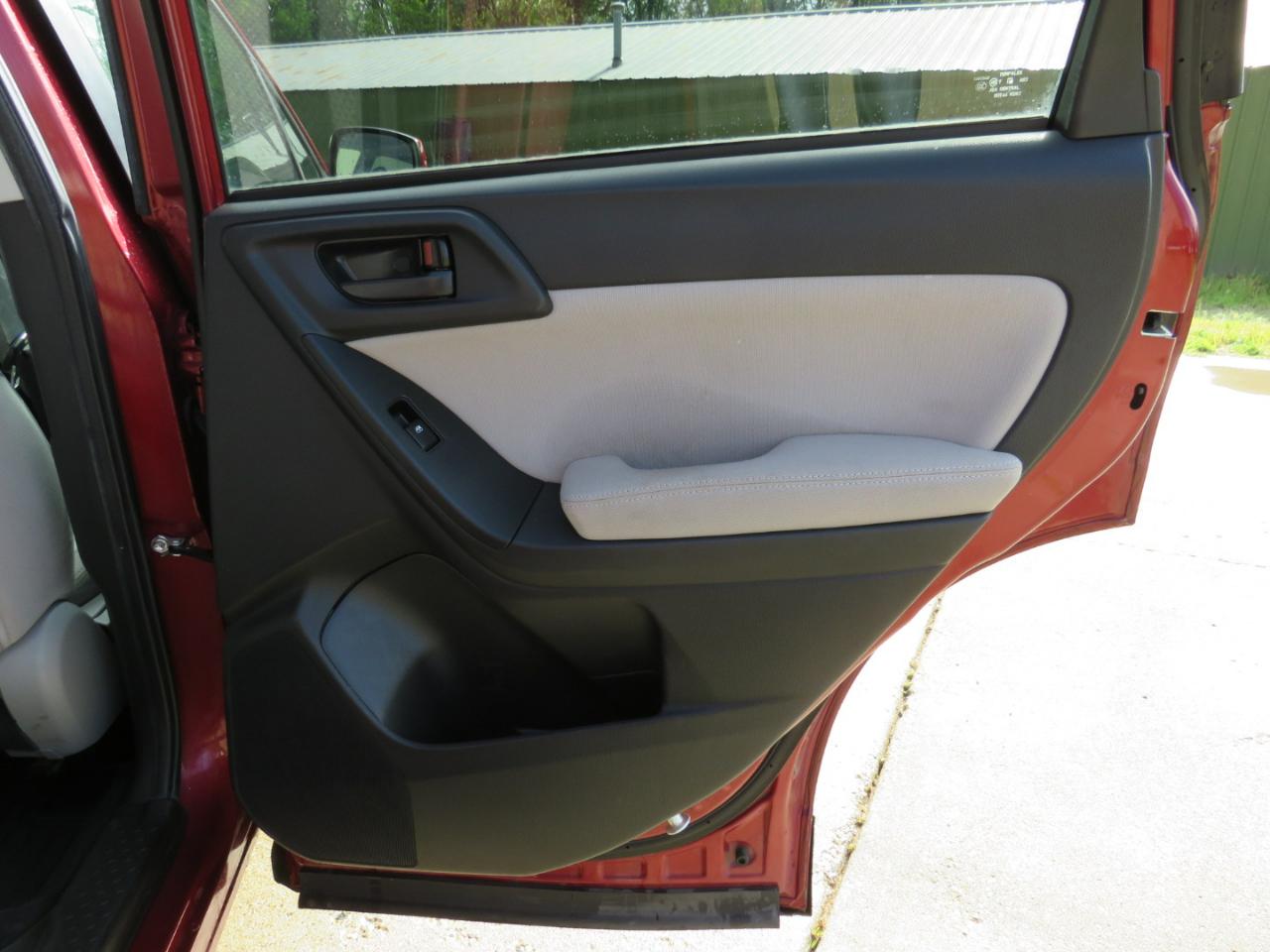 Subaru Forester 2.5i Premium 2015