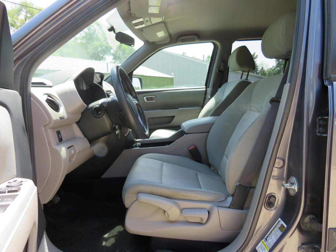 Honda Pilot LX 4WD 5-Spd AT 2014