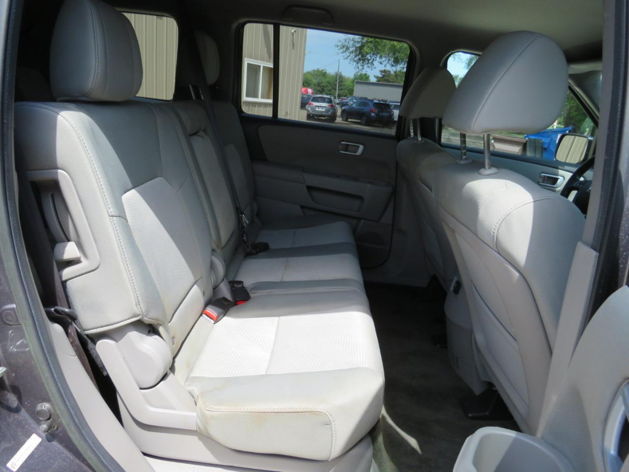 Honda Pilot LX 4WD 5-Spd AT 2014