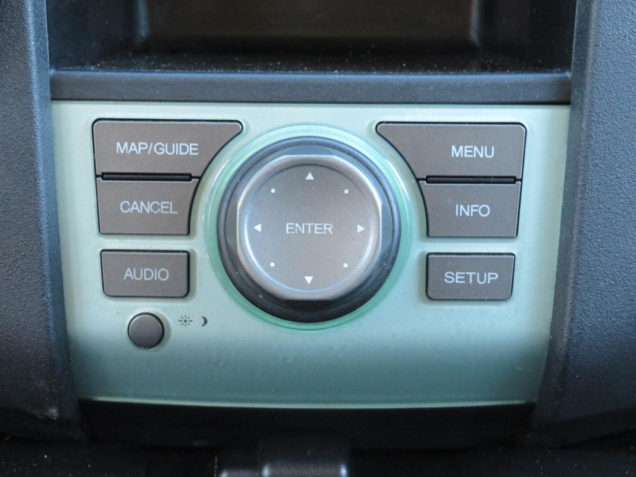 Honda Pilot Touring 2WD 5-Spd AT 2010
