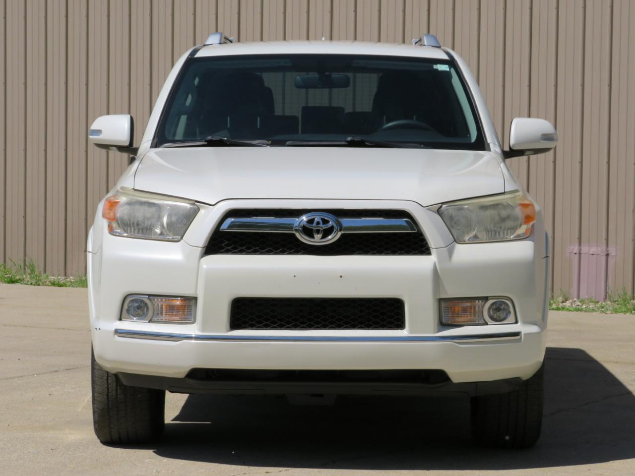 Toyota 4Runner SR5 4WD 2013