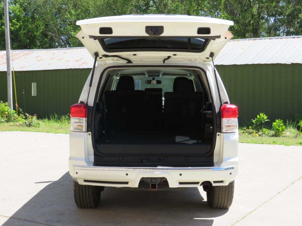 Toyota 4Runner SR5 4WD 2013