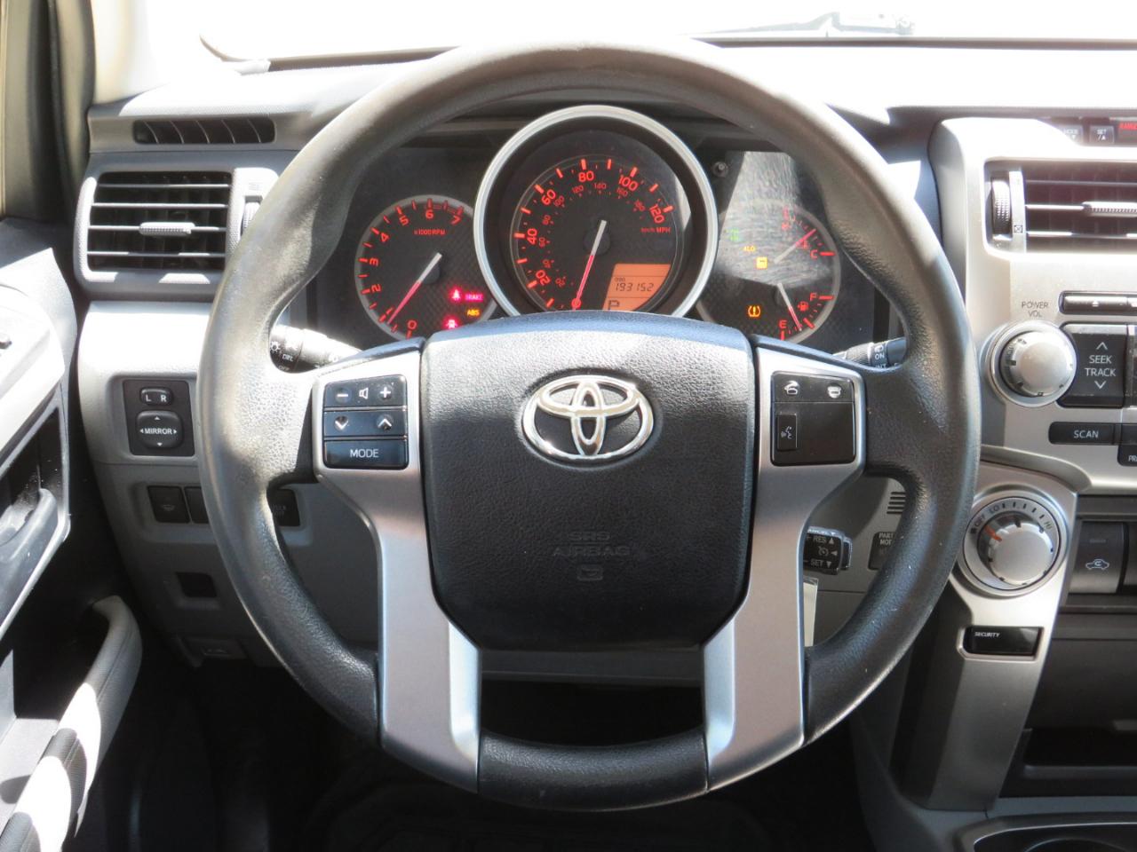 Toyota 4Runner SR5 4WD 2013
