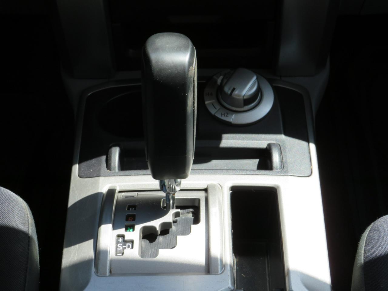 Toyota 4Runner SR5 4WD 2013