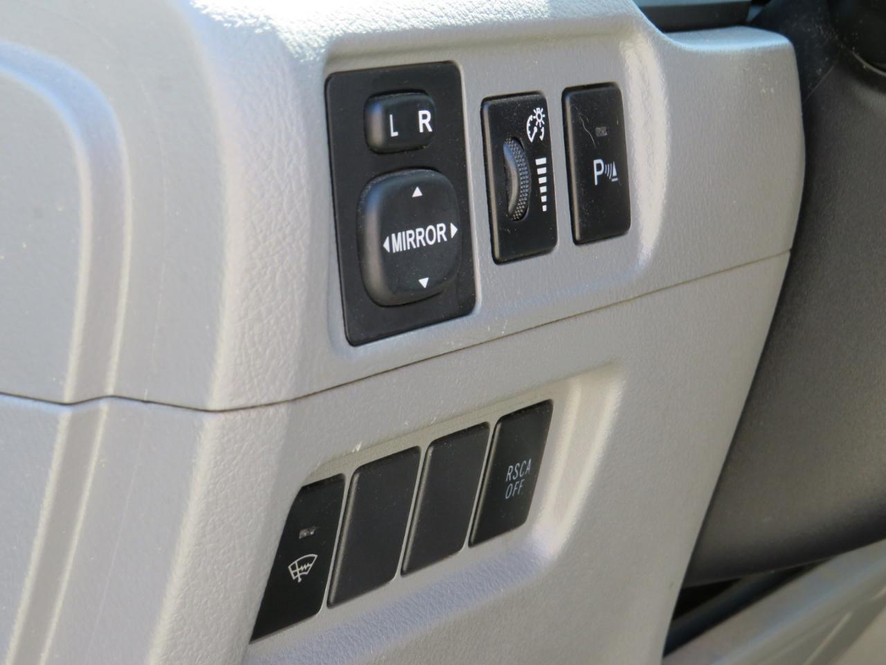 Toyota 4Runner SR5 4WD 2013