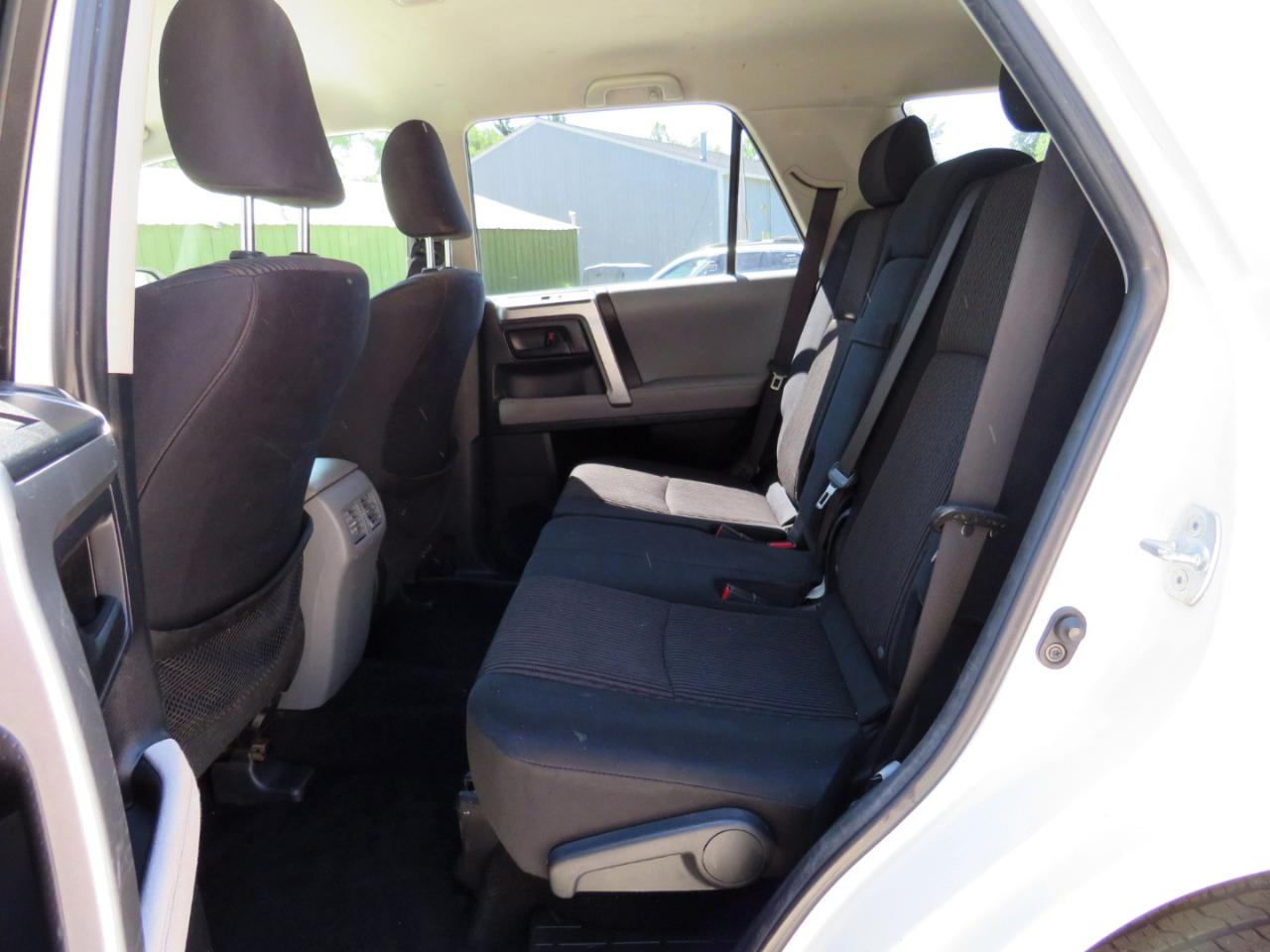 Toyota 4Runner SR5 4WD 2013