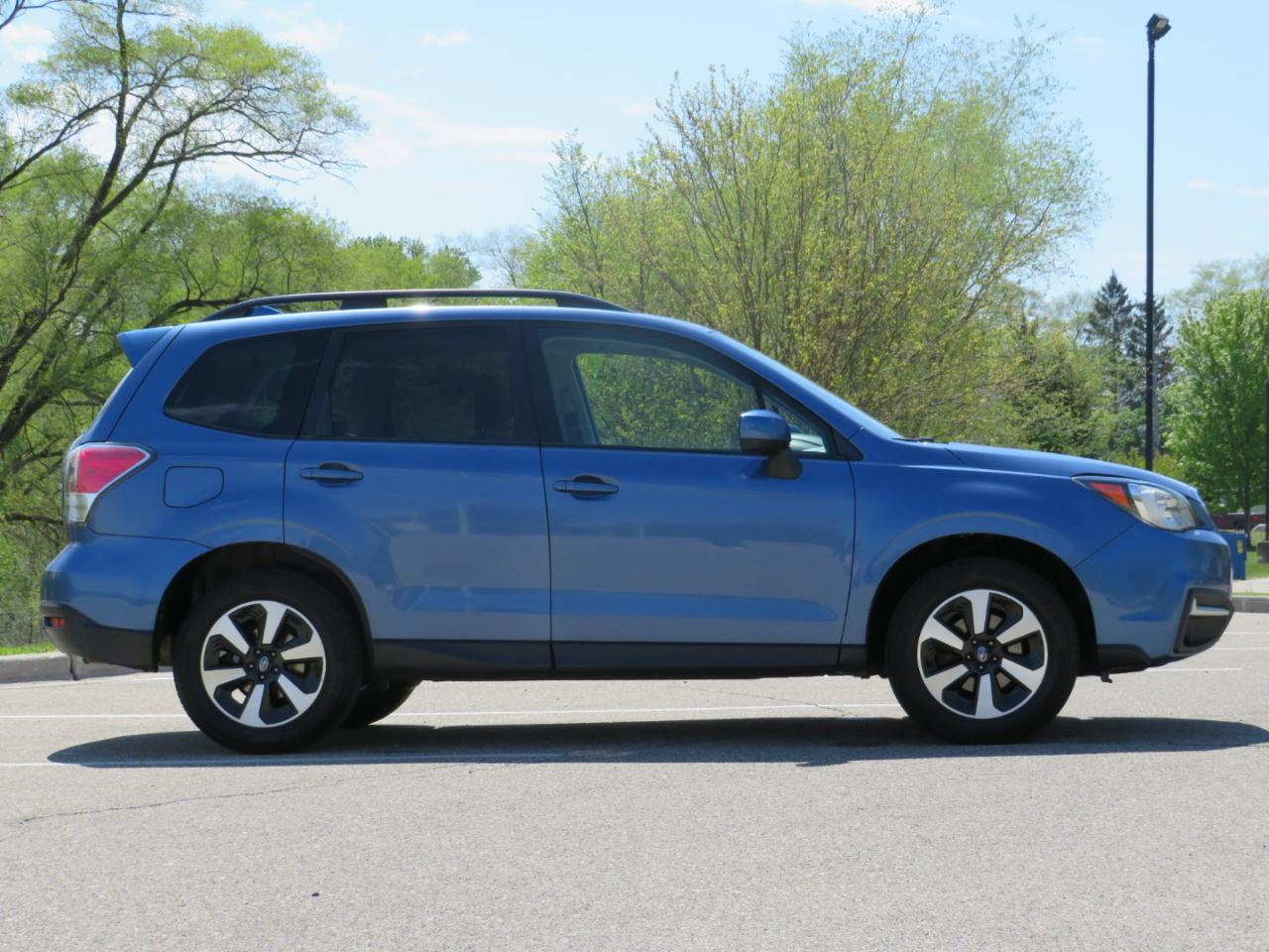 Subaru Forester 2.5i Premium 4D SUV 2017