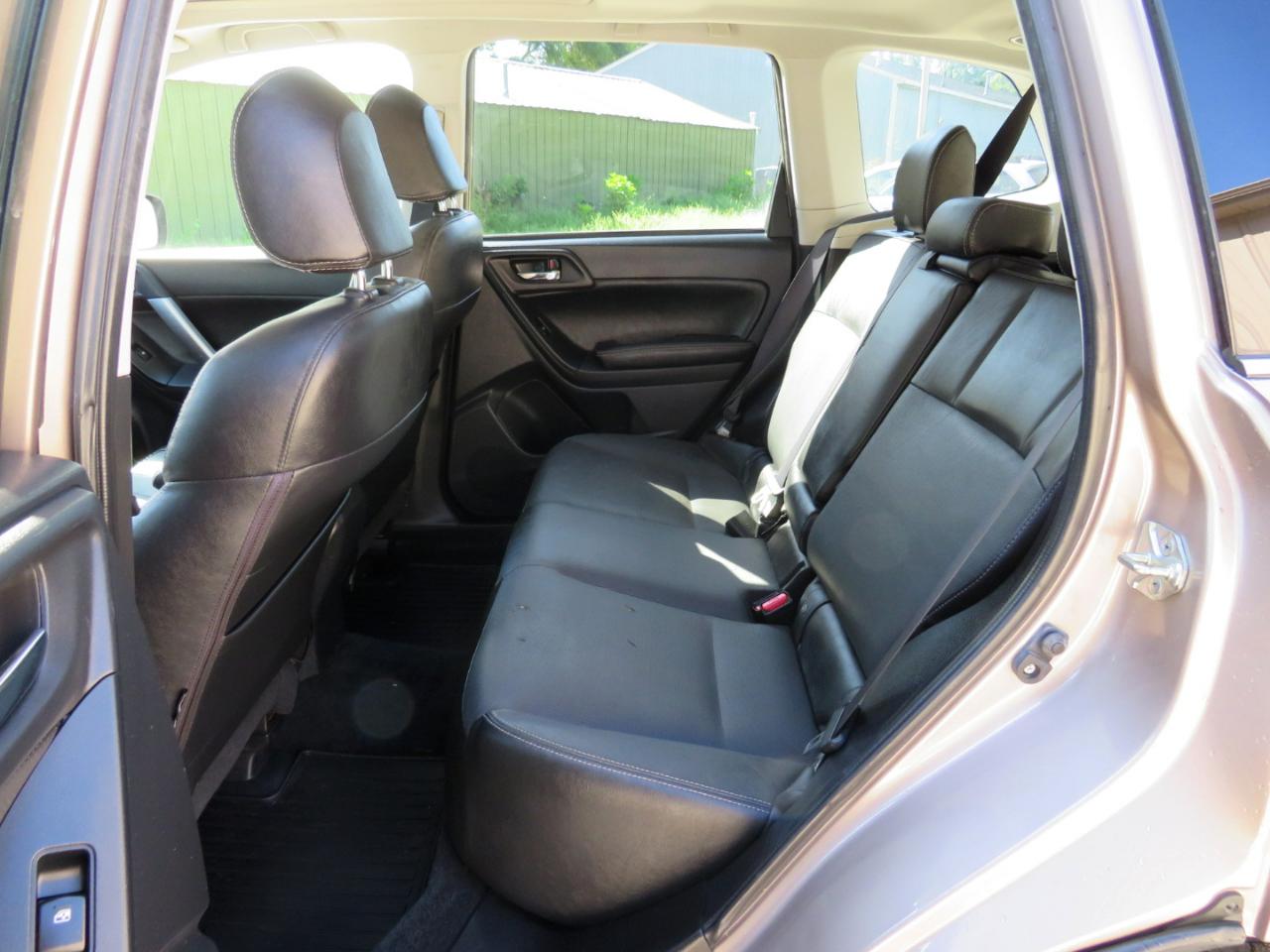 Subaru Forester 2.5i Limited 2016
