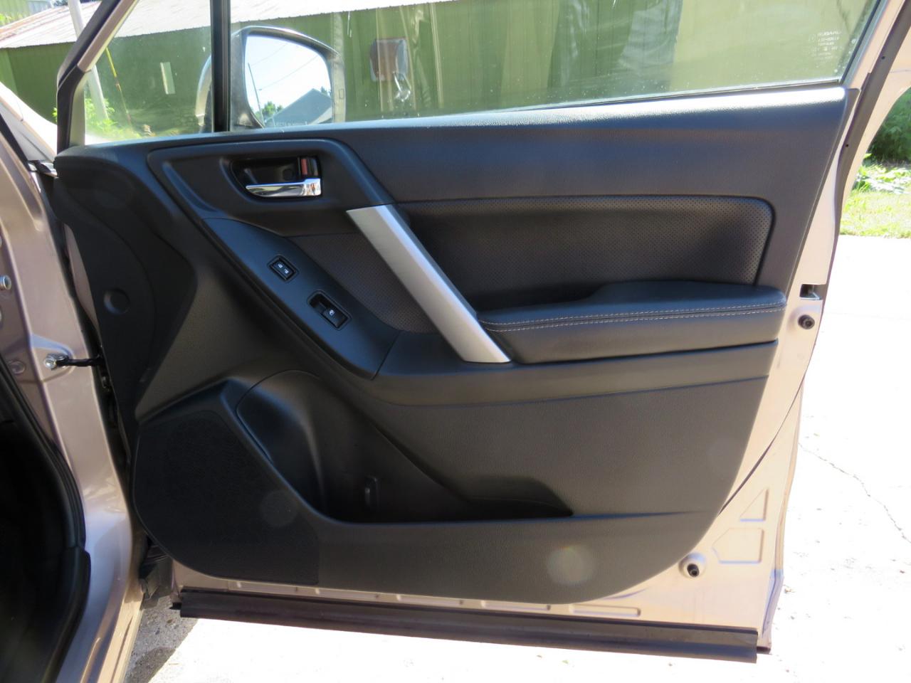 Subaru Forester 2.5i Limited 2016