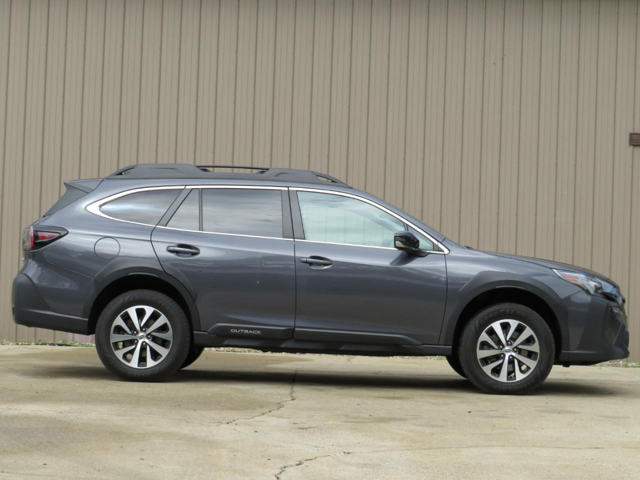 Subaru Outback Premium 2023
