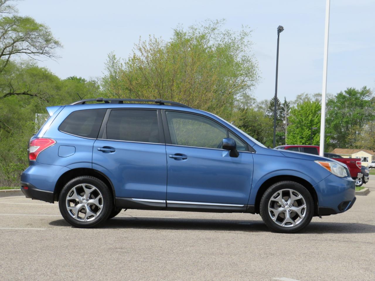 Subaru Forester 2.5i Touring 2015