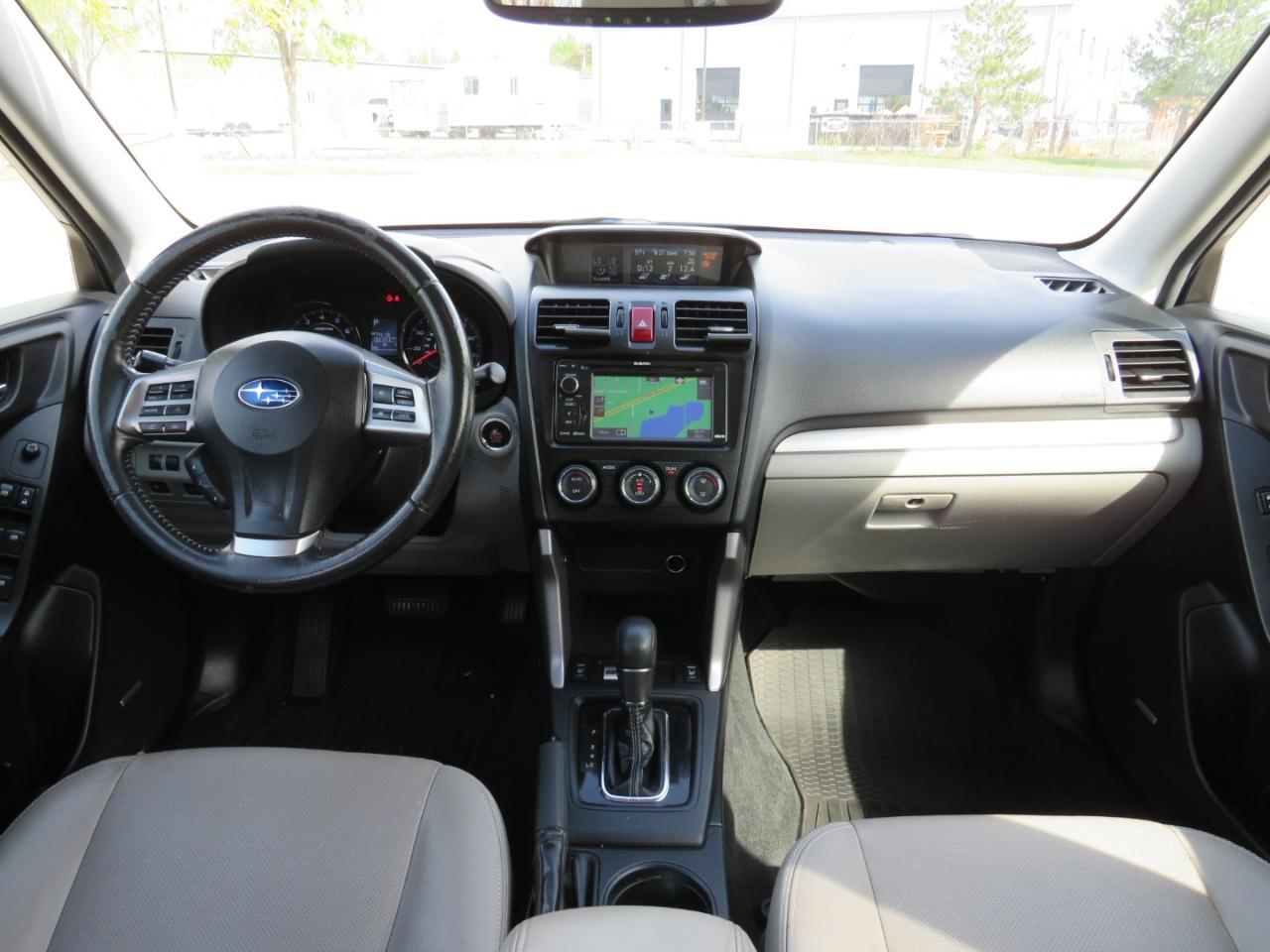 Subaru Forester 2.5i Touring 2015