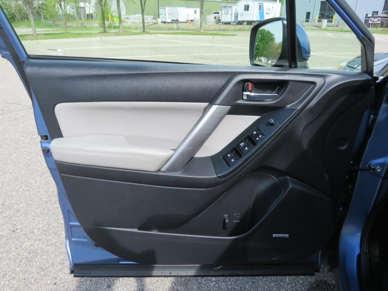 Subaru Forester 2.5i Touring 2015