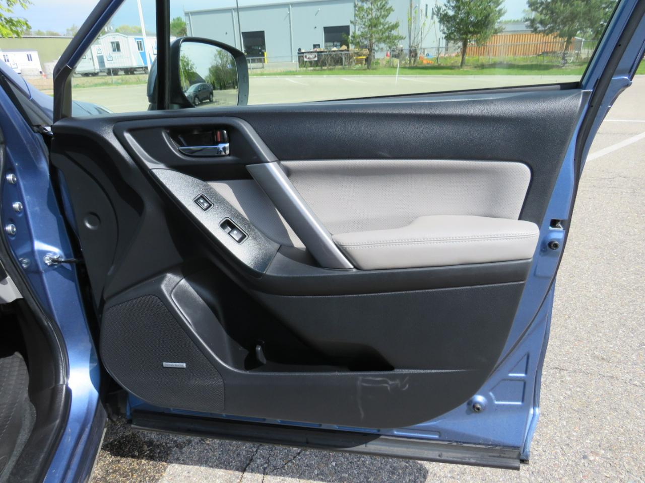 Subaru Forester 2.5i Touring 2015